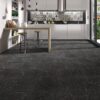 Keuken met Alsafloor Creativ Dalle 832 Marmo Noir zwarte marmerlook vloer