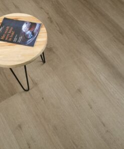 Enviro Rustic 016 PVC vloer in een interieur