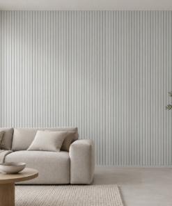 Pearl Lichtgrijs akoestische wandpanelen met fijne latten in een lichte woonkamer – digitale sfeerimpressie
